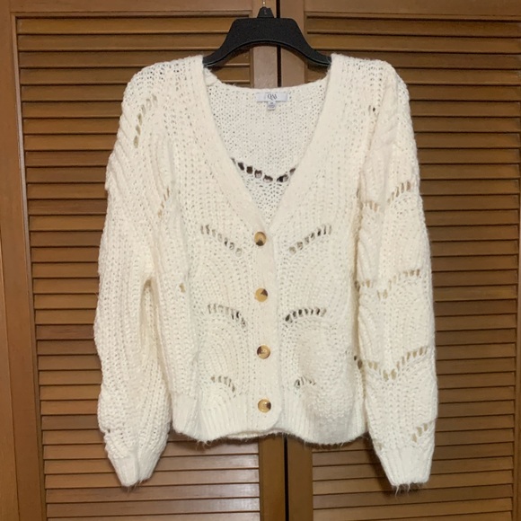 Q&A Sweaters - Q&A Cream Knit Button Down Sweater Medium M